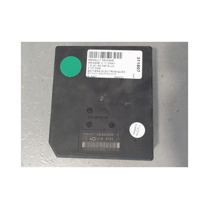 BOITE A FUSIBLES RENAULT MEGANE III 2008-