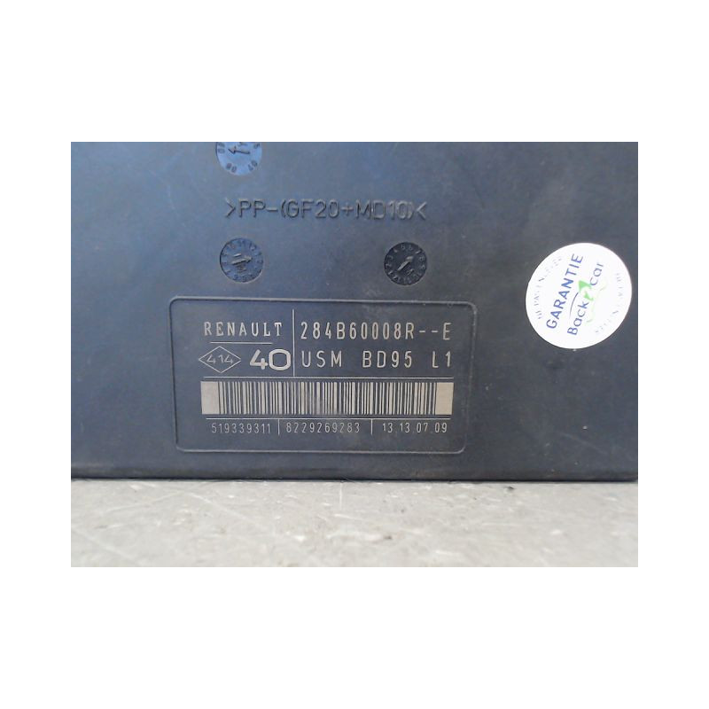 BOITE A FUSIBLES RENAULT MEGANE III 2008-