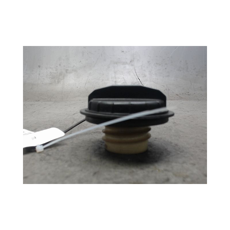 BOUCHON RESERVOIR A CARBURANT FORD MONDEO CLIPPER 96-00