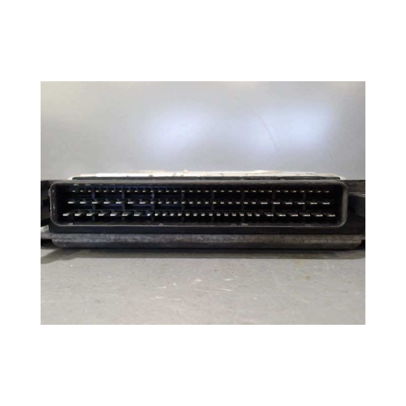 CALCULATEUR MOTEUR PEUGEOT 406