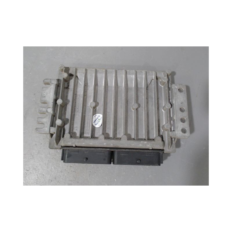 CALCULATEUR MOTEUR RENAULT MEGANE