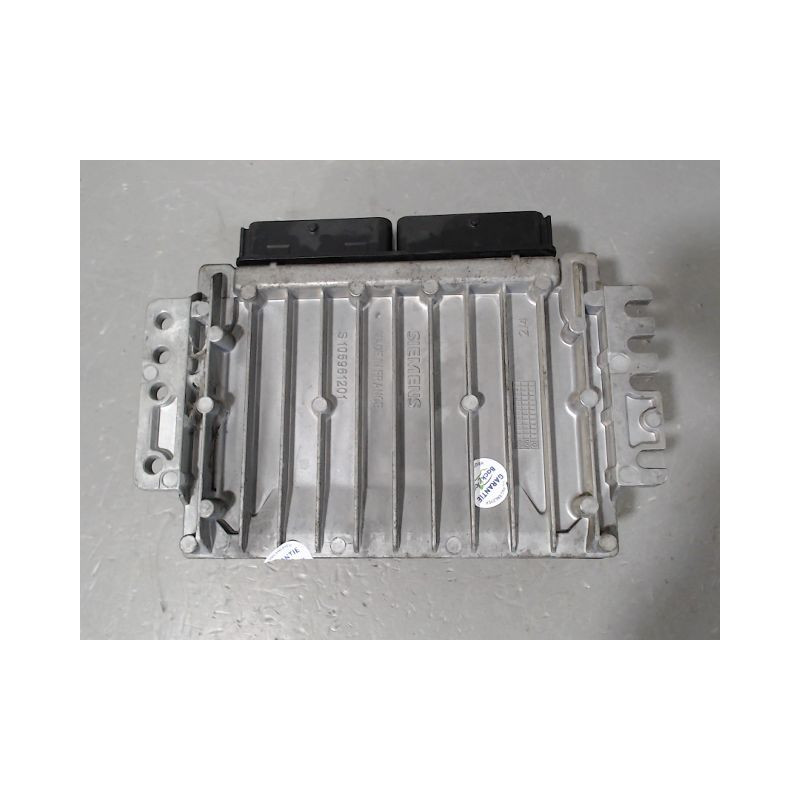 CALCULATEUR MOTEUR RENAULT MEGANE