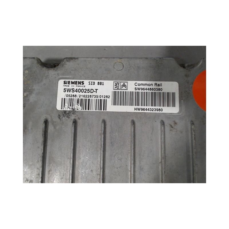 CALCULATEUR MOTEUR PEUGEOT PARTNER