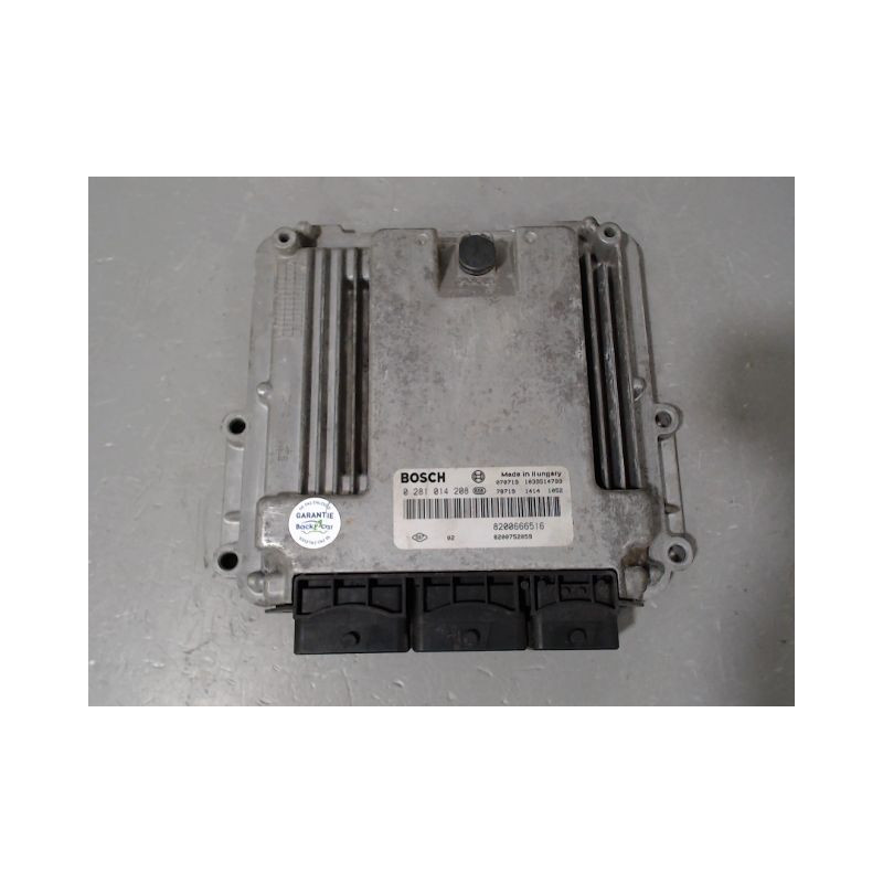 CALCULATEUR MOTEUR RENAULT TRAFIC