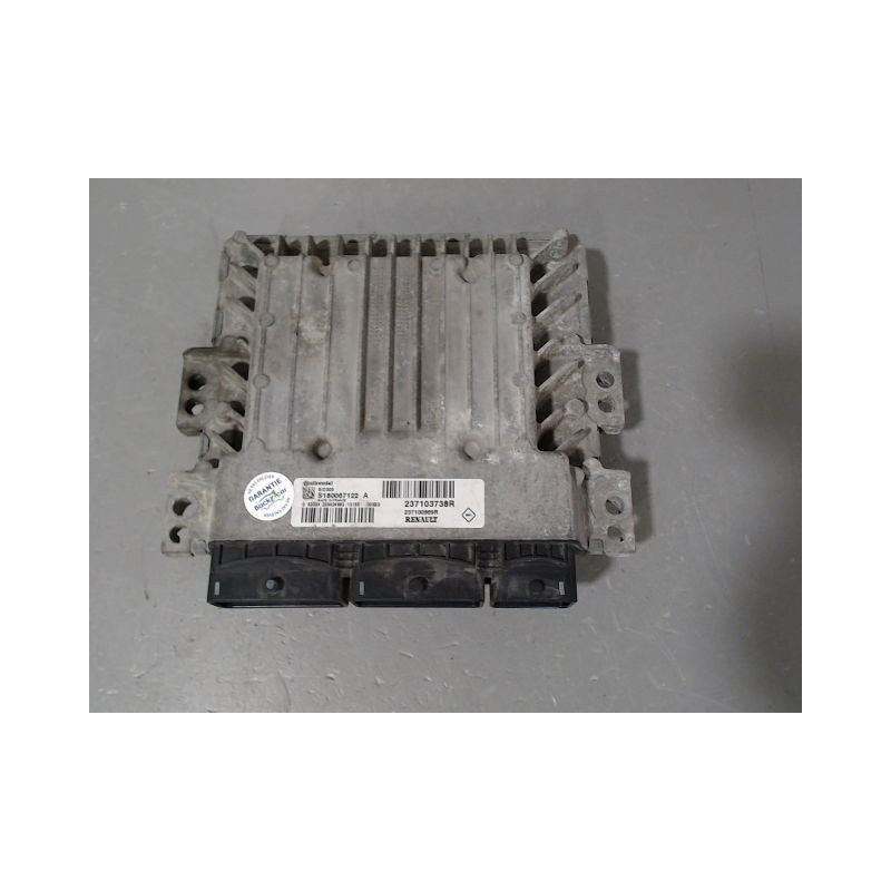 CALCULATEUR MOTEUR RENAULT MEGANE