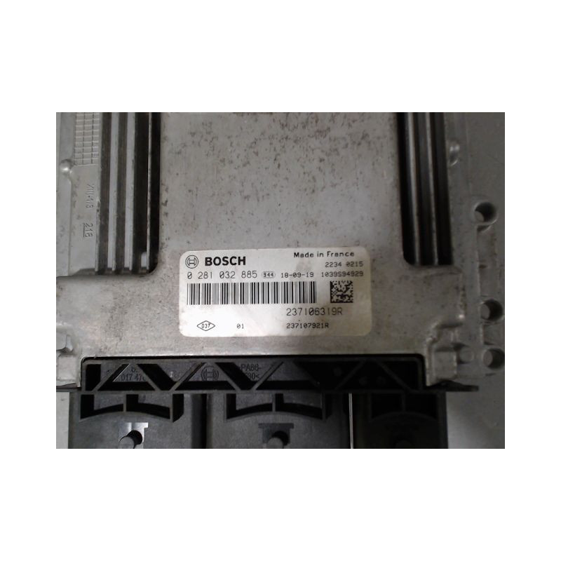CALCULATEUR MOTEUR RENAULT KANGOO