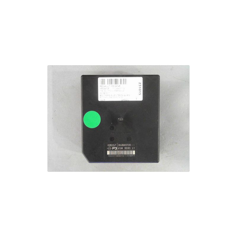 BOITE A FUSIBLES RENAULT MEGANE III 08-12
