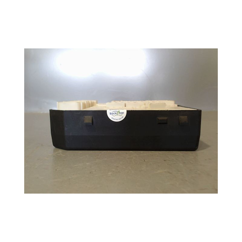 BOITE A FUSIBLES RENAULT MEGANE III Phase 2 2012-2014