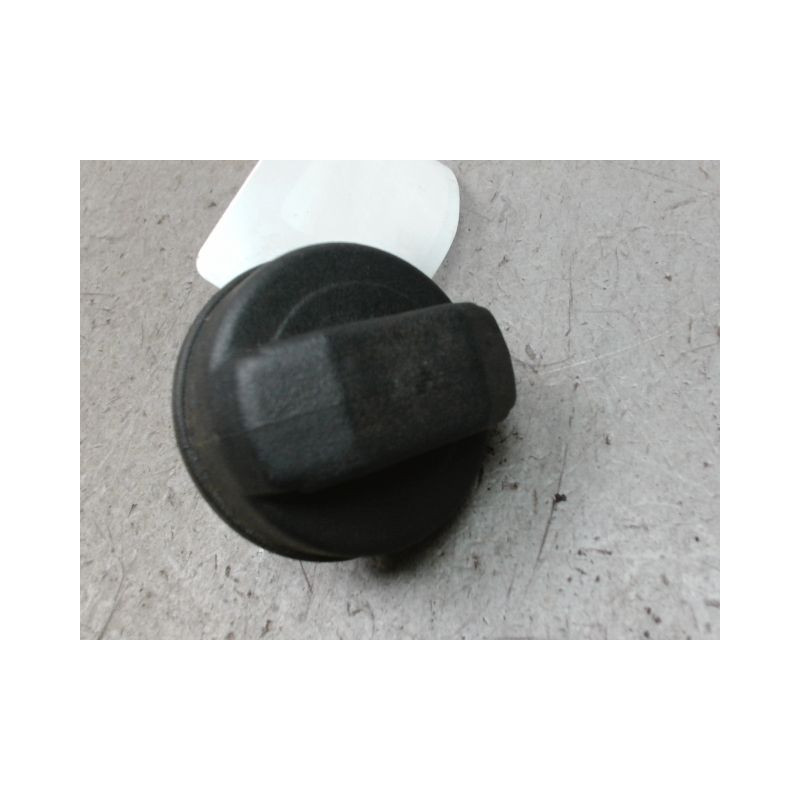 BOUCHON RESERVOIR A CARBURANT AUDI A4 95-99