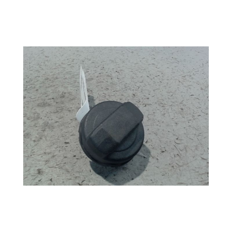 BOUCHON RESERVOIR A CARBURANT AUDI A4 95-99