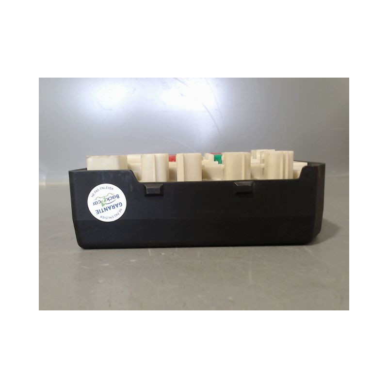 BOITE A FUSIBLES RENAULT LAGUNA III Phase 1 2007-2010