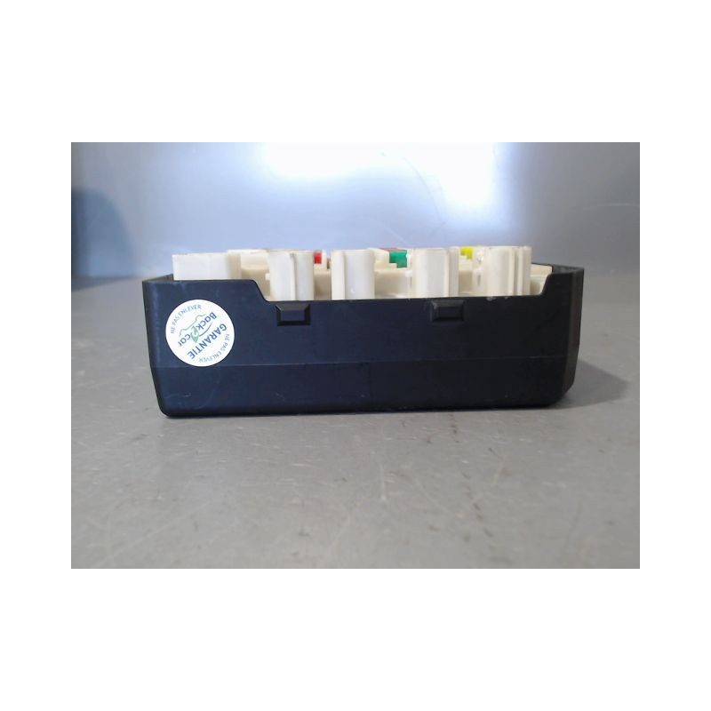 BOITE A FUSIBLES RENAULT MEGANE COUPE III Phase 1 2008-2012