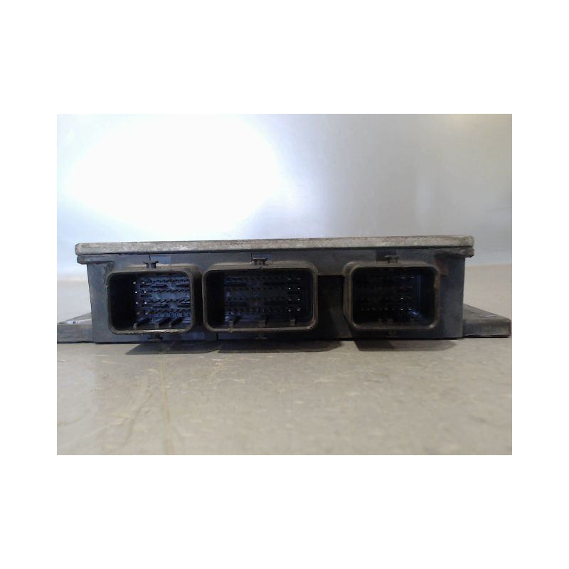 CALCULATEUR MOTEUR RENAULT CLIO II PH.2 01-06