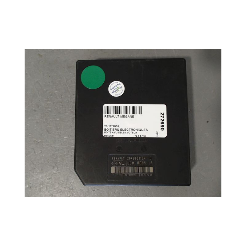BOITE A FUSIBLES RENAULT MEGANE