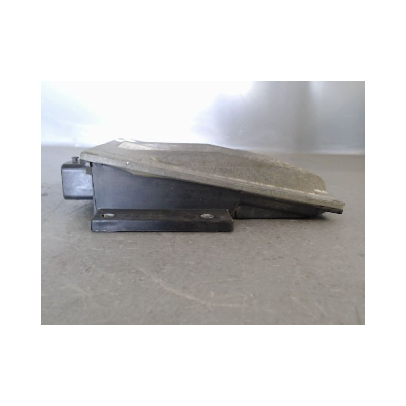 CALCULATEUR MOTEUR RENAULT MEGANE