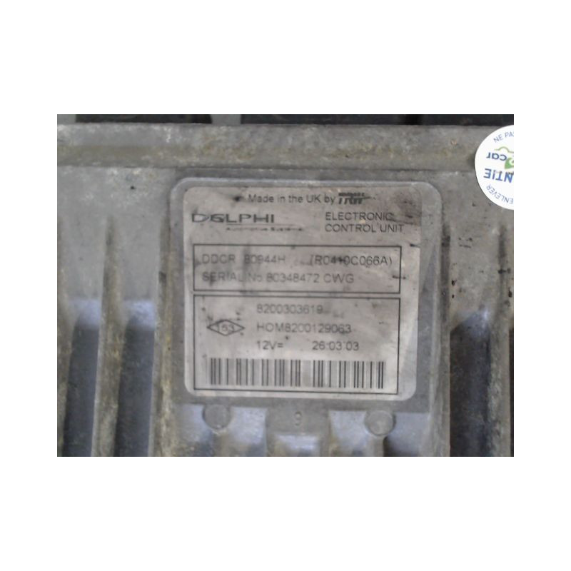 CALCULATEUR MOTEUR RENAULT CLIO