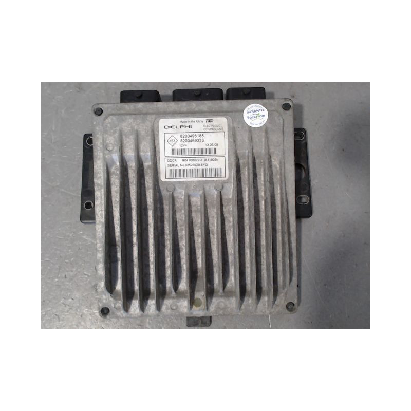 CALCULATEUR MOTEUR RENAULT CLIO