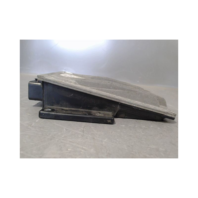 CALCULATEUR MOTEUR RENAULT CLIO
