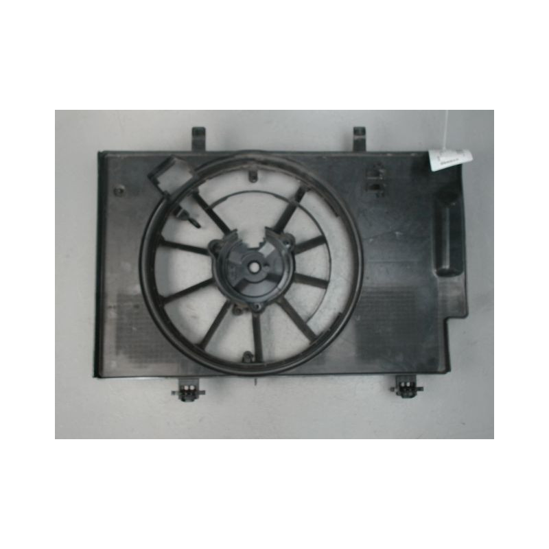 SUPPORT DE VENTILATEUR FORD FIESTA