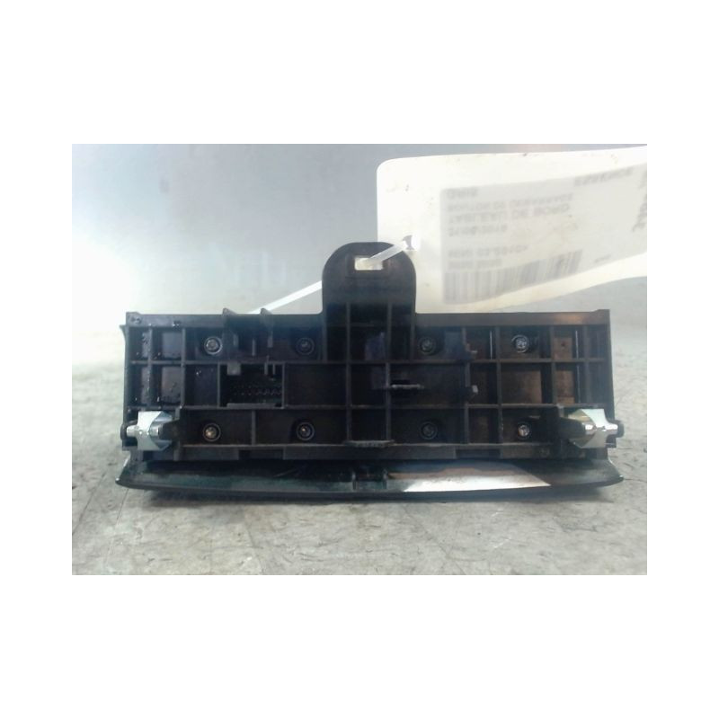 BOUTON DE DEMARRAGE MINI MINI 2010-