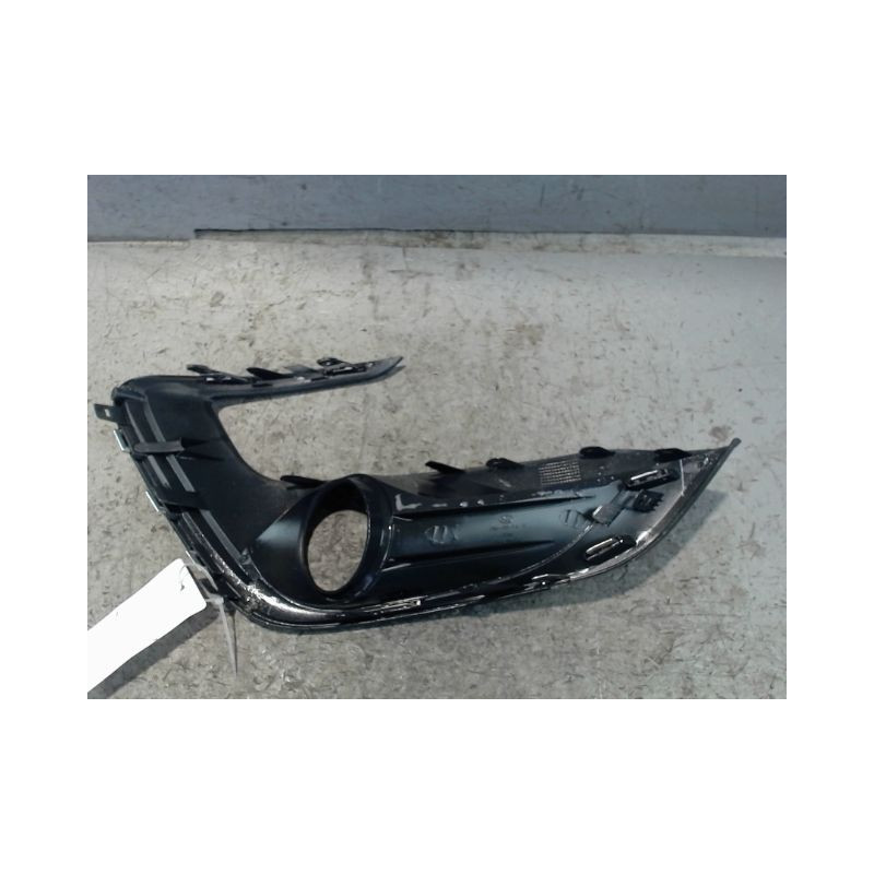 OBTURATEUR PHARE ADDITIONNEL PARE-CHOC AVG FORD KA+