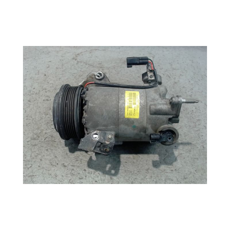COMPRESSEUR AIR CONDITIONNE FORD B-MAX