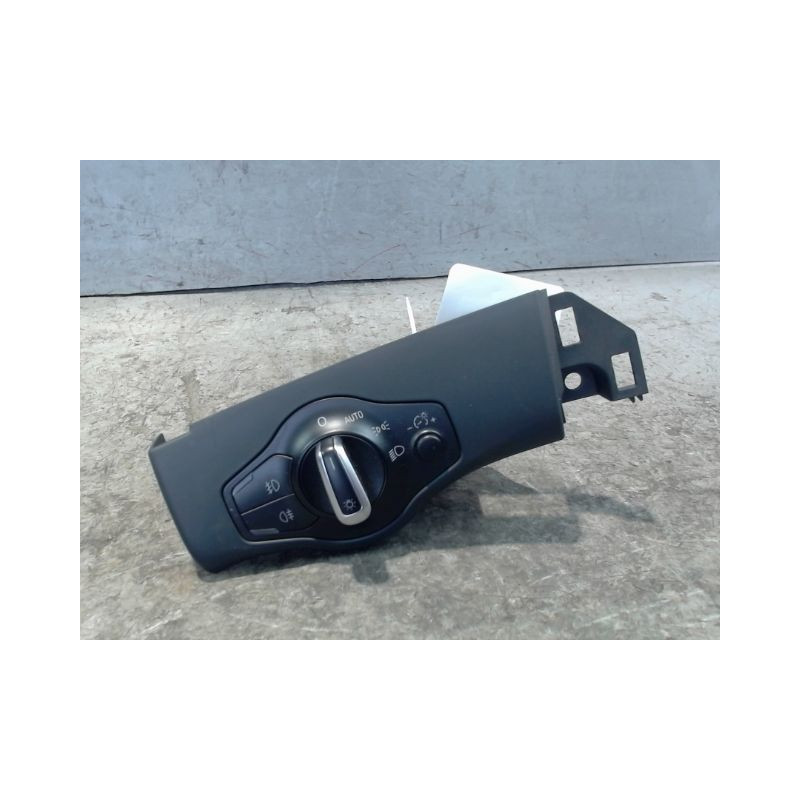 COMMANDE ECLAIRAGE AUDI A4 2004-