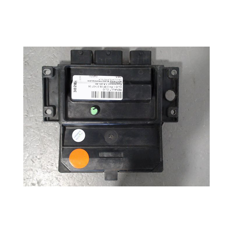CALCULATEUR MOTEUR RENAULT CLIO II PH.2 01-06