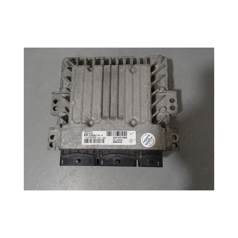 CALCULATEUR MOTEUR RENAULT MEGANE