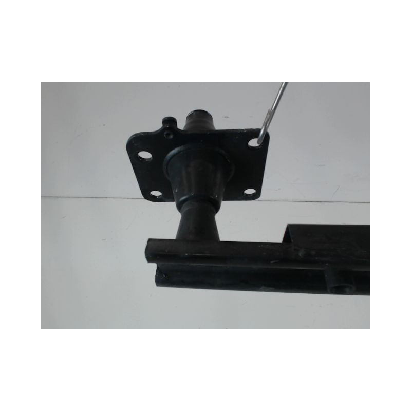 RENFORT PARE-CHOC AVANT PEUGEOT 5008 2009-
