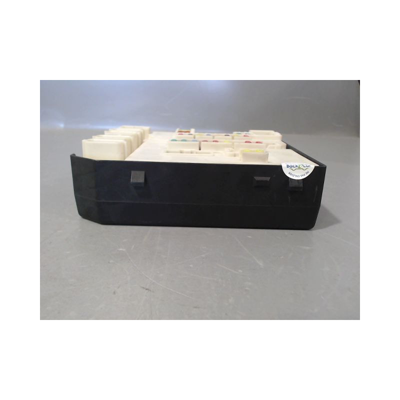 BOITE A FUSIBLES RENAULT MEGANE III 2008-