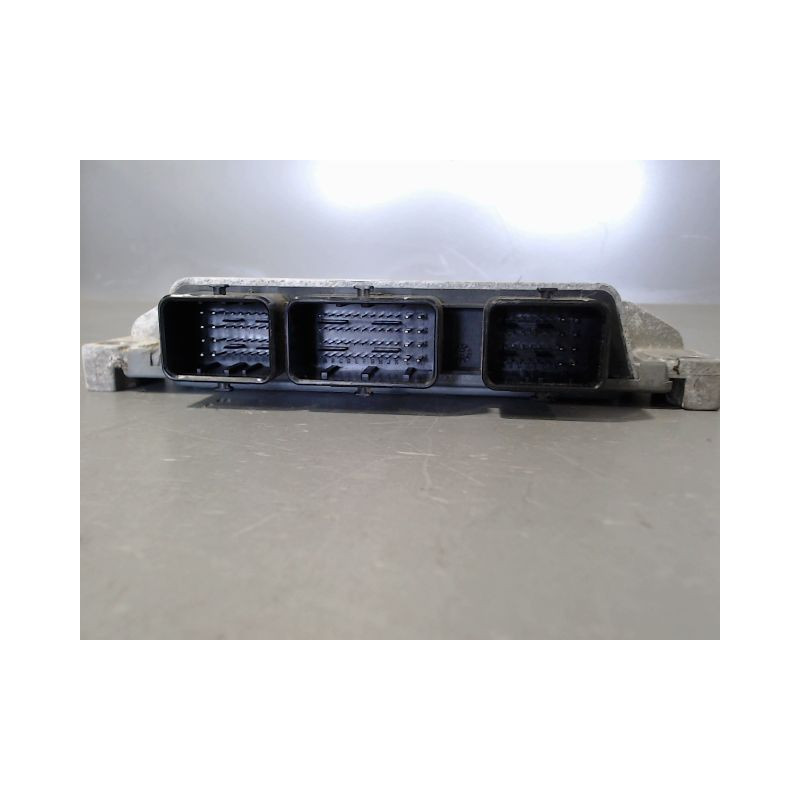 CALCULATEUR MOTEUR RENAULT MODUS