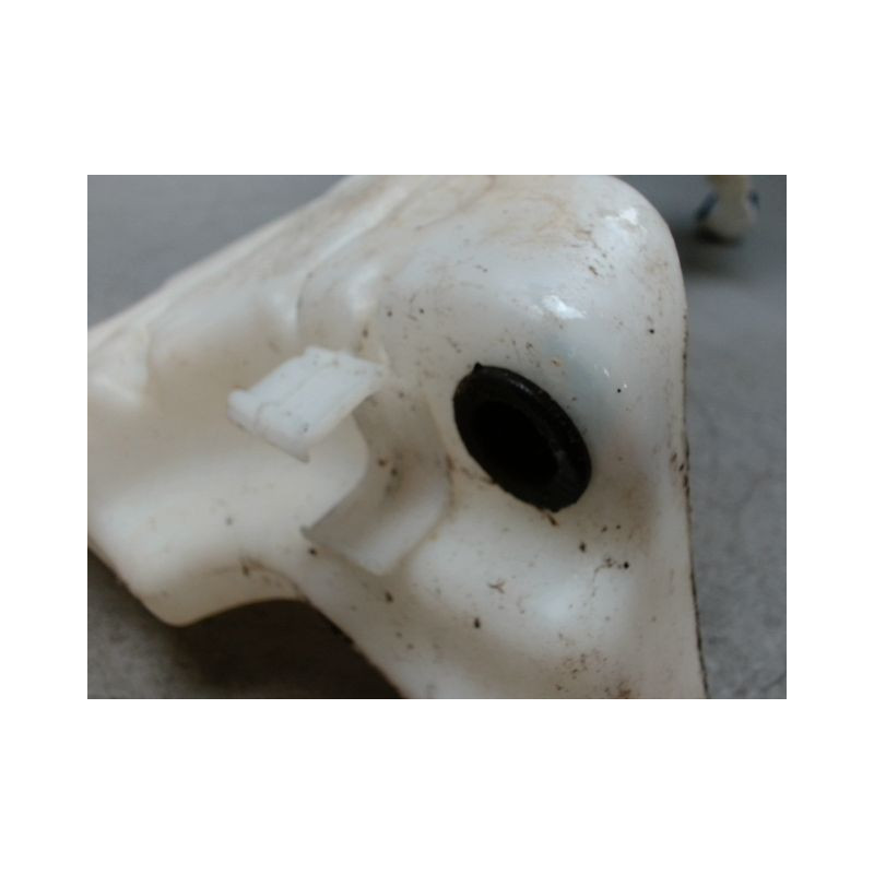 RESERVOIR LAVE-GLACE AVANT FORD C-MAX