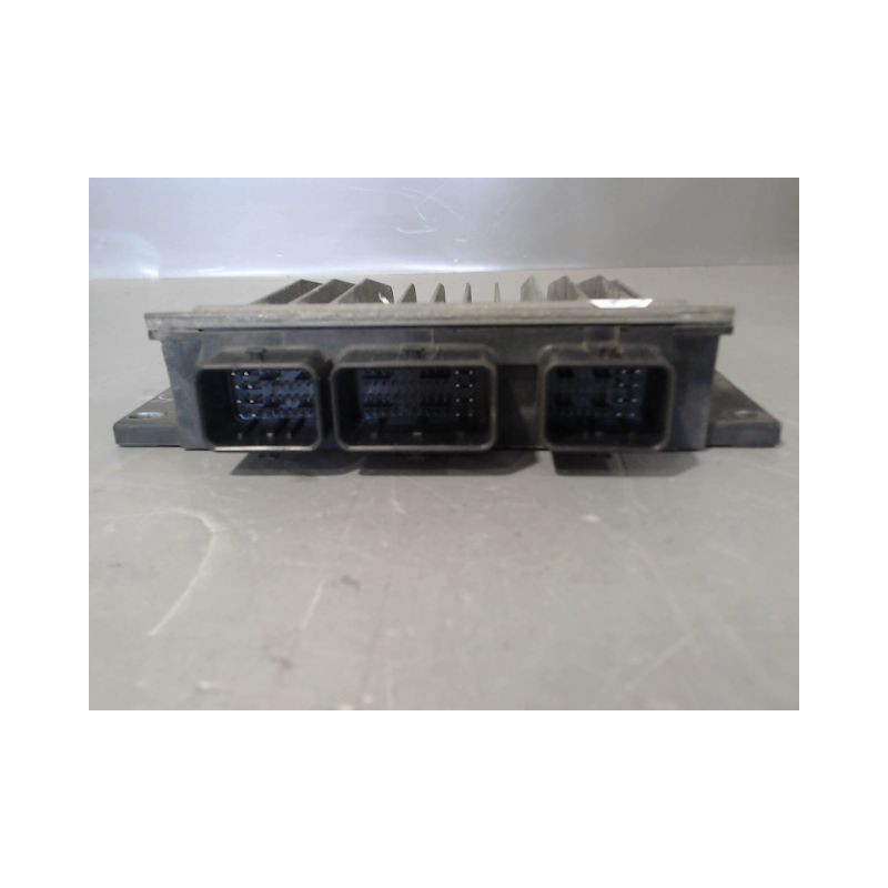 CALCULATEUR MOTEUR RENAULT KANGOO EXPRESS I Phase 2 2003-2010