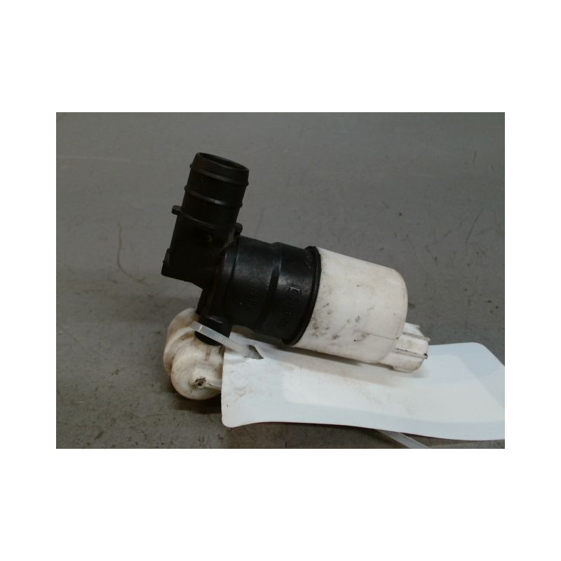 POMPE LAVE-GLACE AVANT FORD G.C-MAX