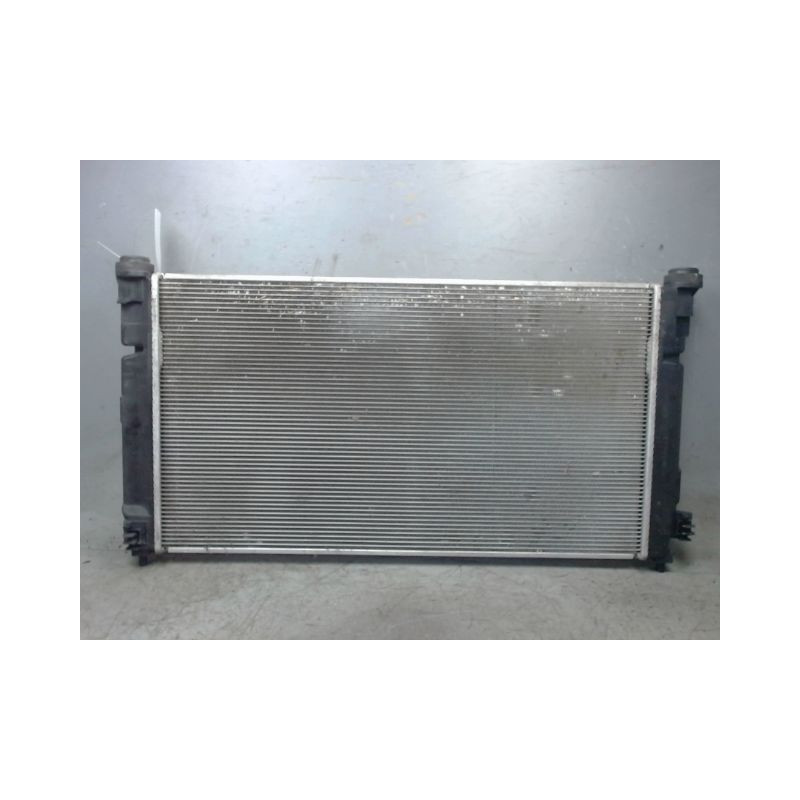 RADIATEUR TOYOTA COROLLA