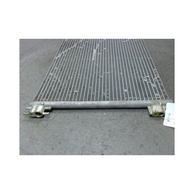 CONDENSEUR CLIMATISATION OPEL VIVARO