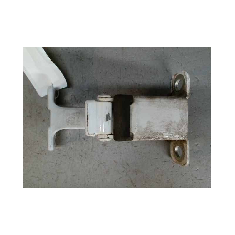 CHARNIERE INF PORTE BATTANTE ARG RENAULT KANGOO