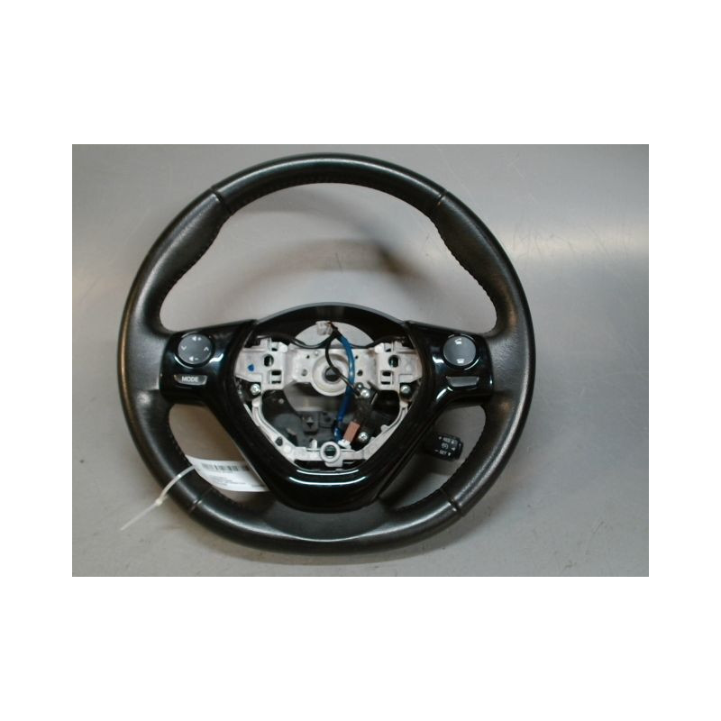 VOLANT DE DIRECTION TOYOTA AYGO