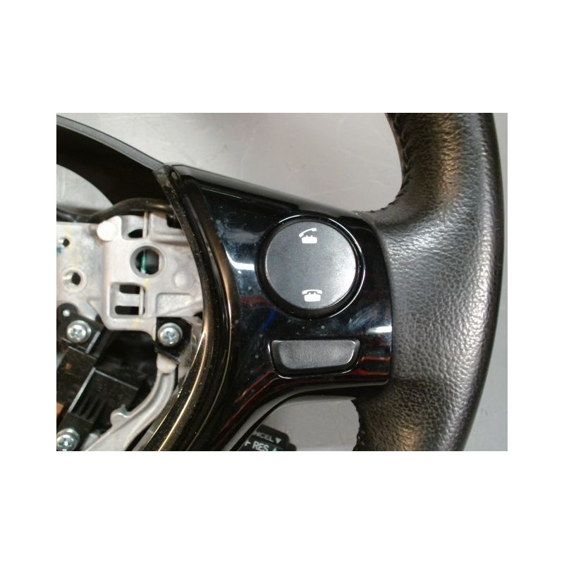 VOLANT DE DIRECTION TOYOTA AYGO