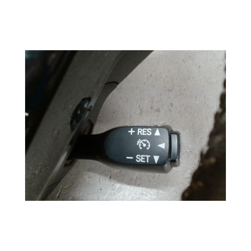 VOLANT DE DIRECTION TOYOTA AYGO