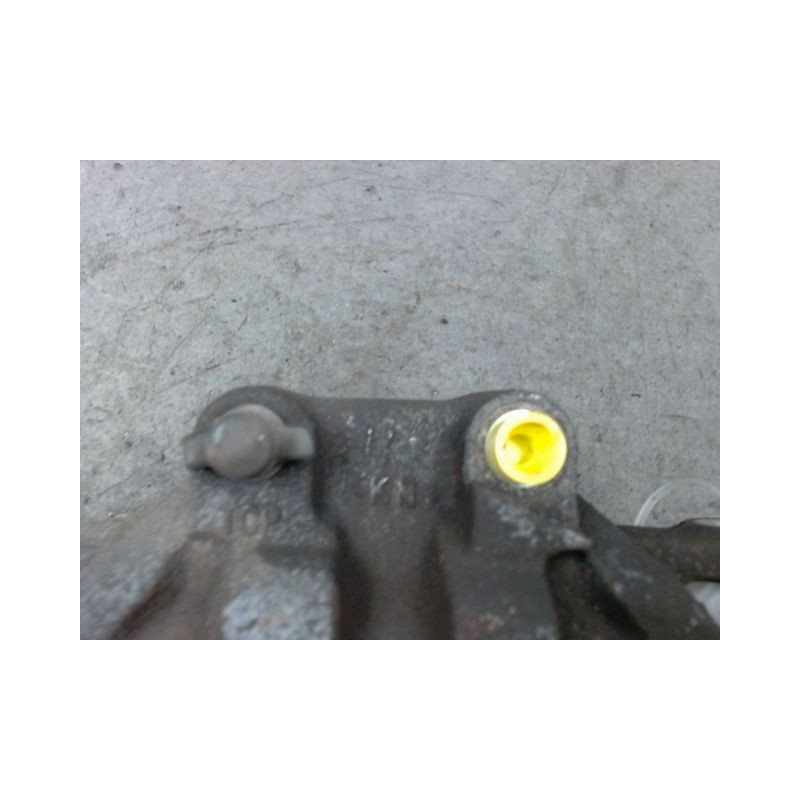 ETRIER DE FREIN AVANT DROIT OPEL INSIGNIA