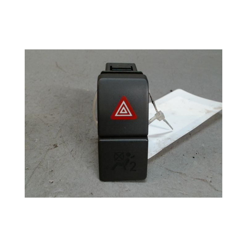 BOUTON DE WARNING SUZUKI SPLASH