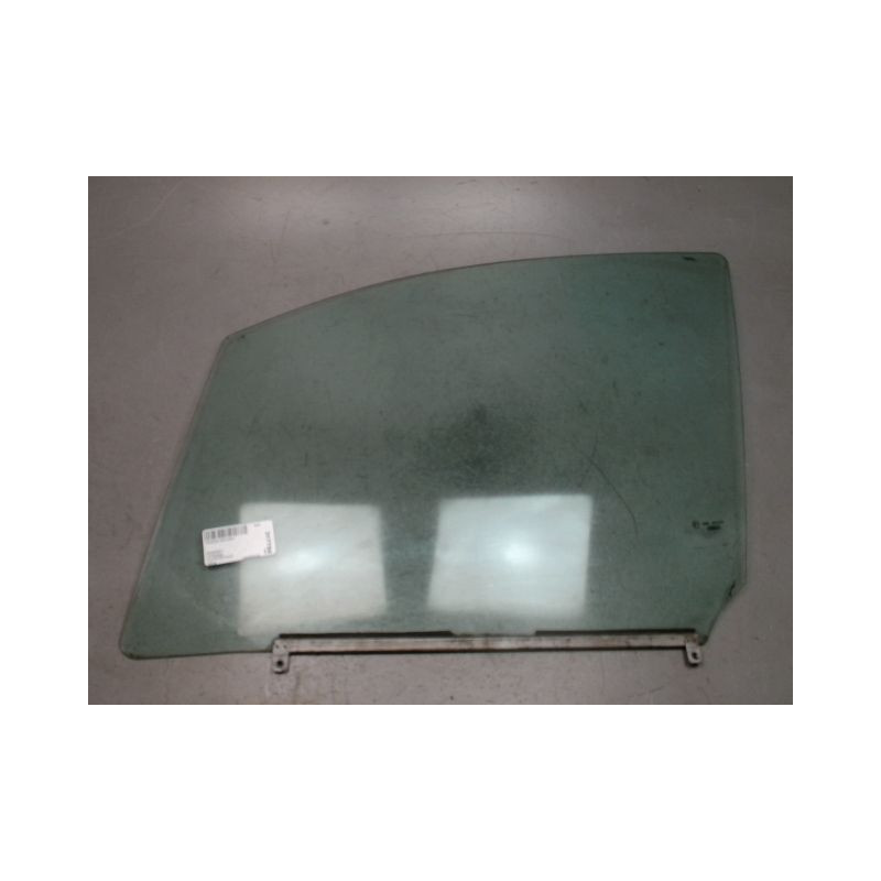GLACE PORTE AVG SUZUKI SPLASH