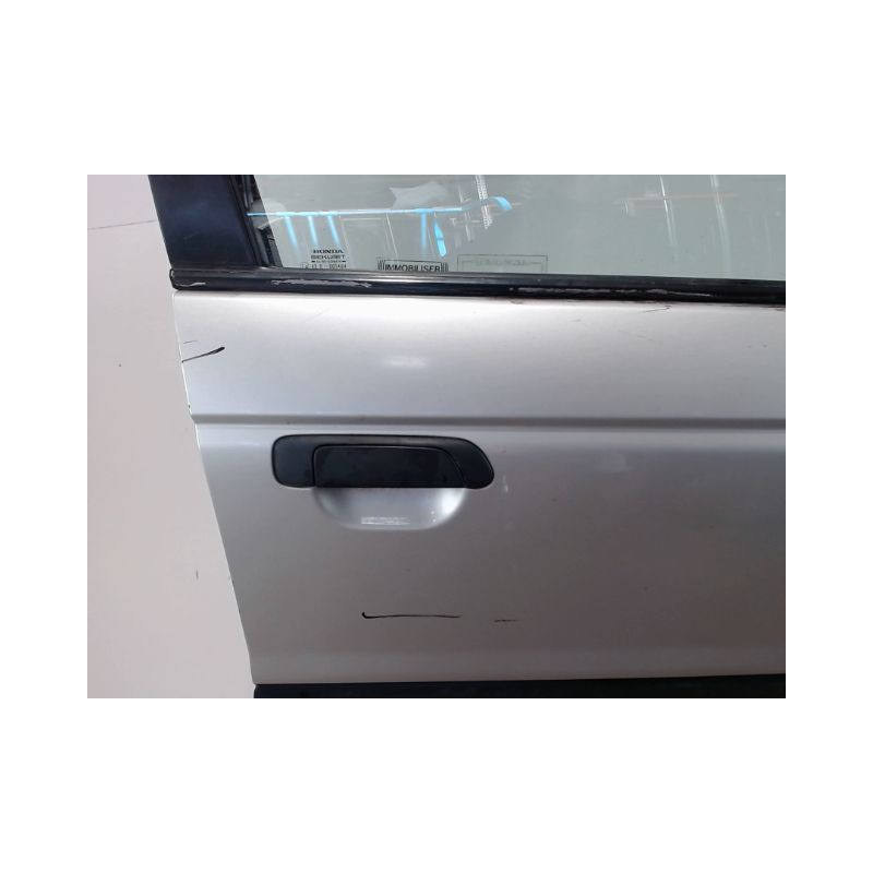 PORTE AVANT DROIT HONDA ACCORD 99-2001