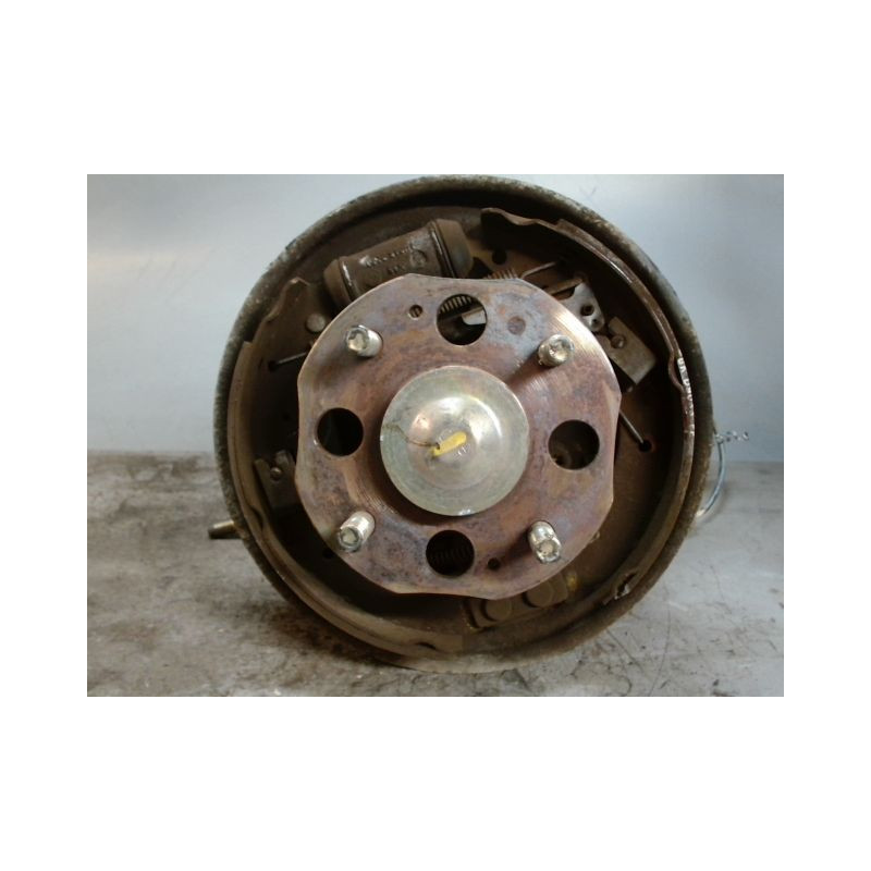 PIVOT ARRIERE DROIT HONDA ACCORD 99-2001