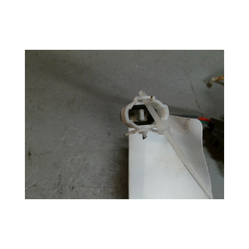 SYSTEME CONDAMNATION ARRIERE DROIT SUZUKI ALTO 5 PTES