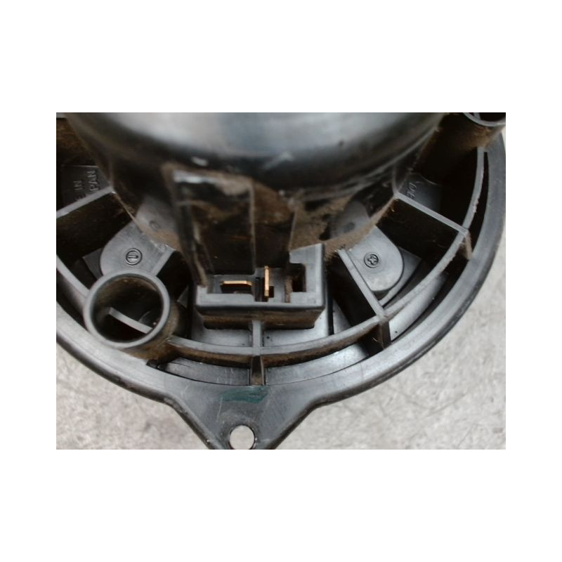 MOTEUR VENTILATEUR CHAUFFAGE SUZUKI ALTO 5 PTES