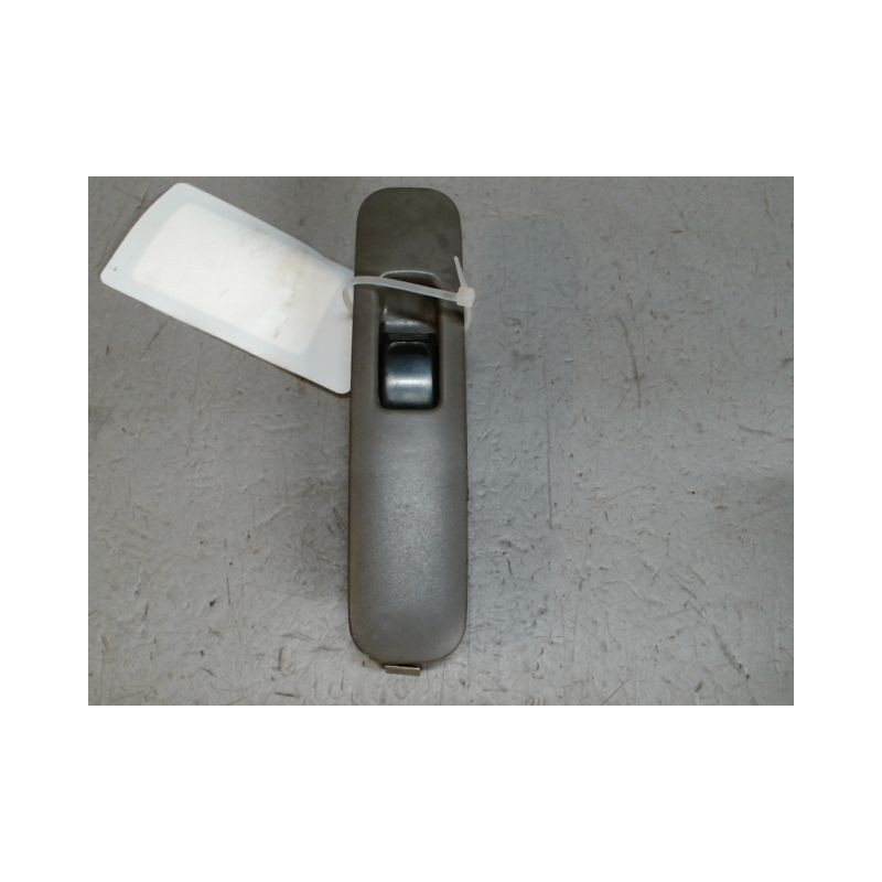 COMMANDE LEVE-GLACE PORTE AVD SUZUKI ALTO 5 PTES