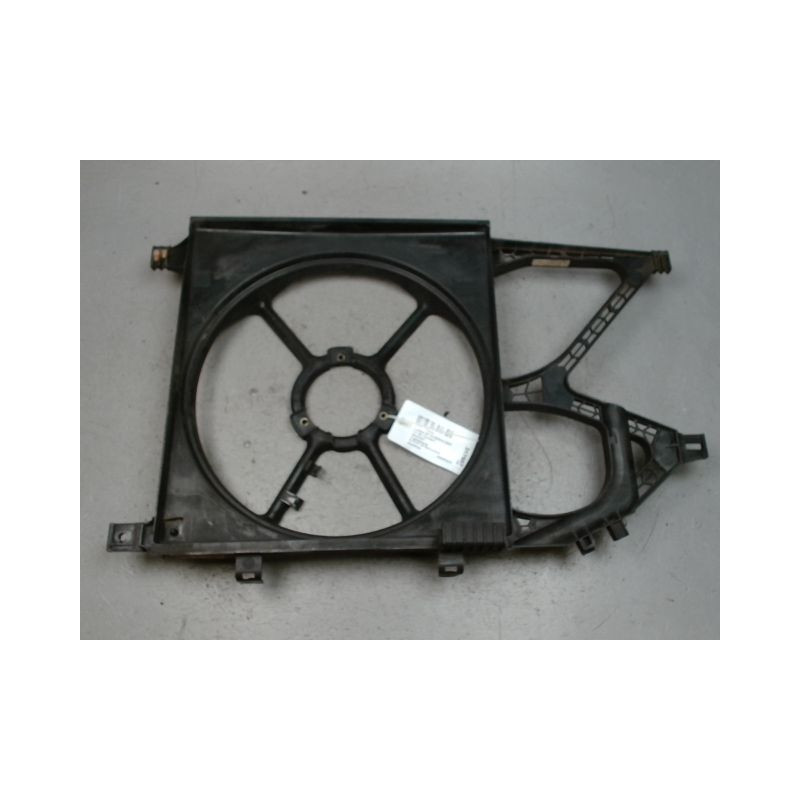 SUPPORT DE VENTILATEUR OPEL CORSA 2000-8.2003